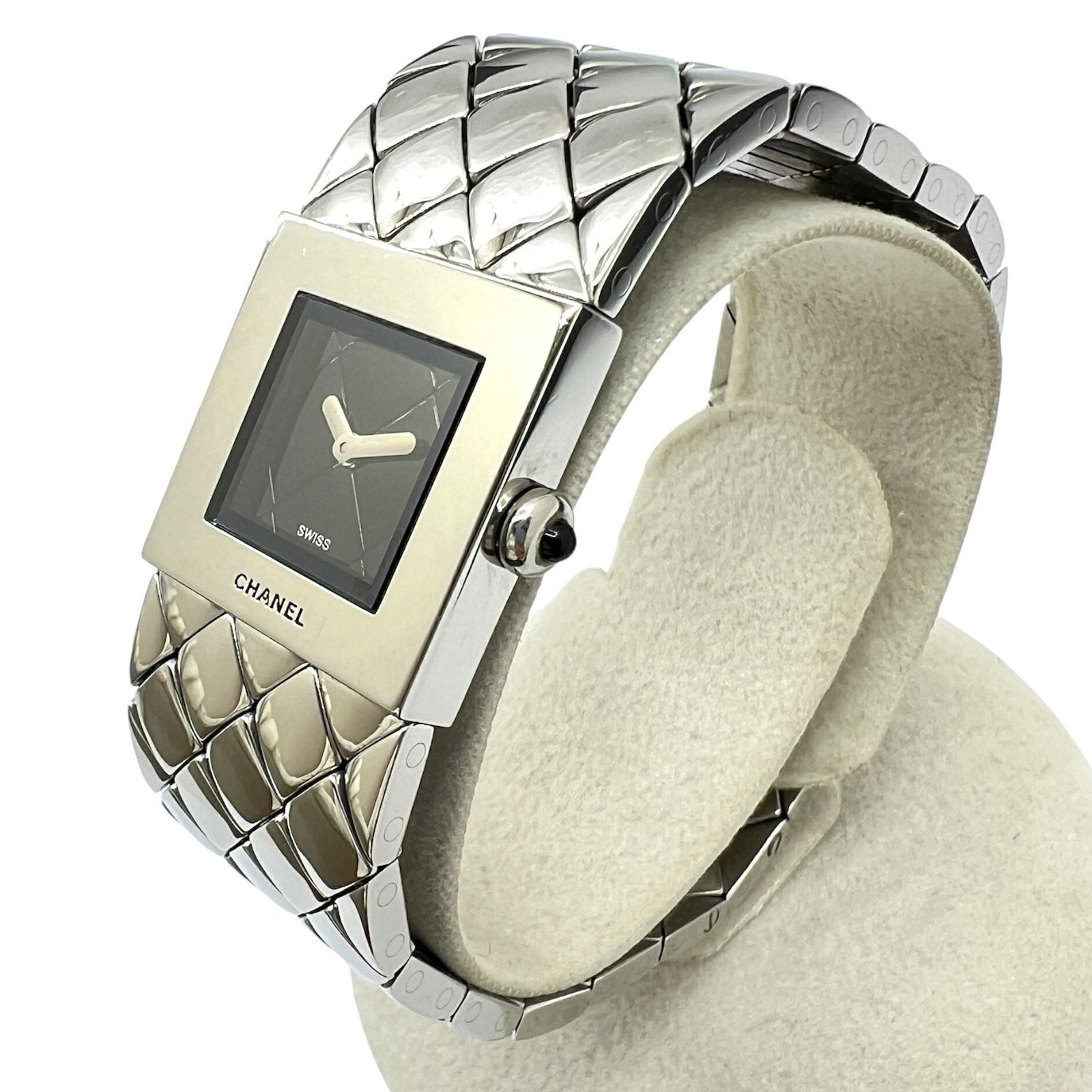 CHANEL シャネル マトラッセ クオーツ 時計 SS ステンレススチール 黒文字盤 レディース H 0009 ウォッチ 腕時計 お洒落 ブラック シルバー ブランドギャラリー