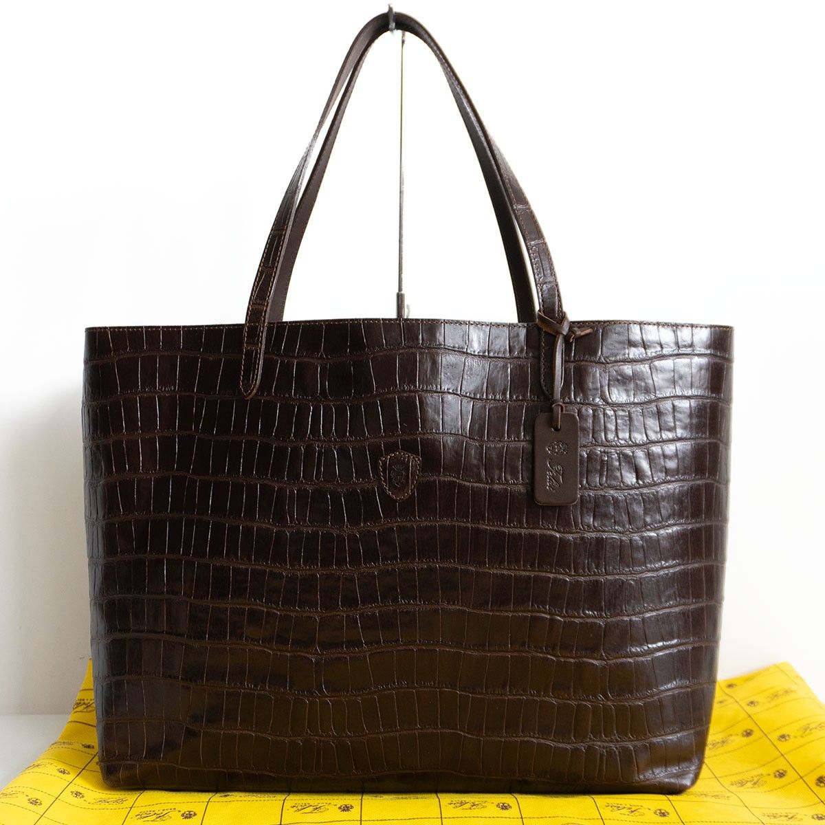 極美品】FELISI 【15/20/SA クロコ型押しレザー トートバッグ】ダーク