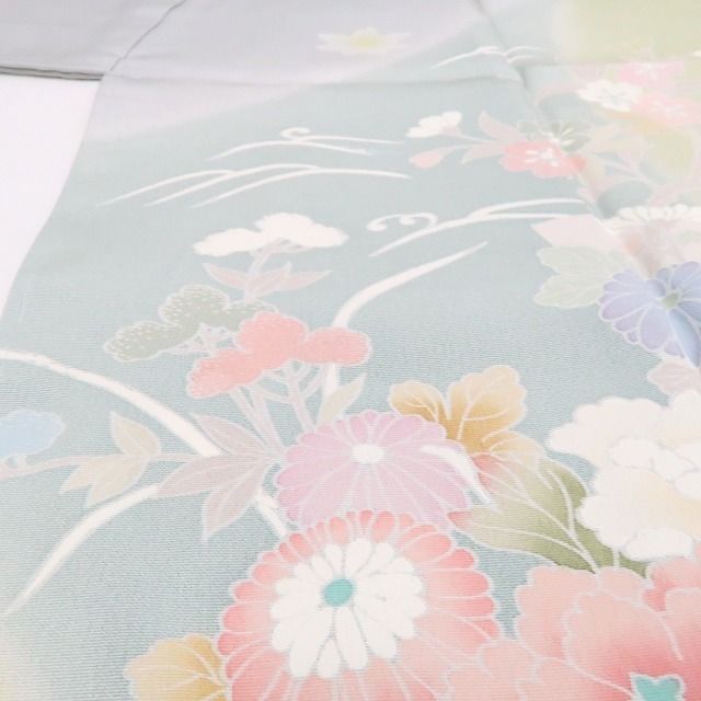 仕付け糸付 淡彩の光に花々が揺れる