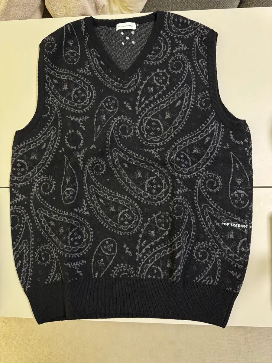 ポップトレーディングカンパニー ニット ベスト M