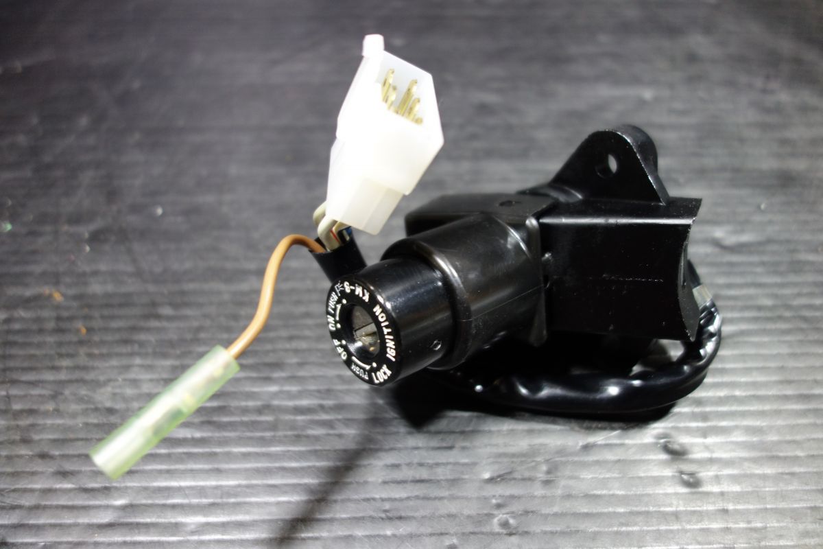 メインキー キーシリンダー ヘルメットホルダー カワサキ 純正