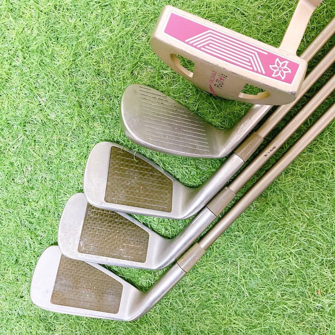 4.ゼクシオ　初心者オススメ　ゴルフクラブ　レディースセット　右利き 2.初心者オススメ ゴルフクラブ レディースセット 右利き バック