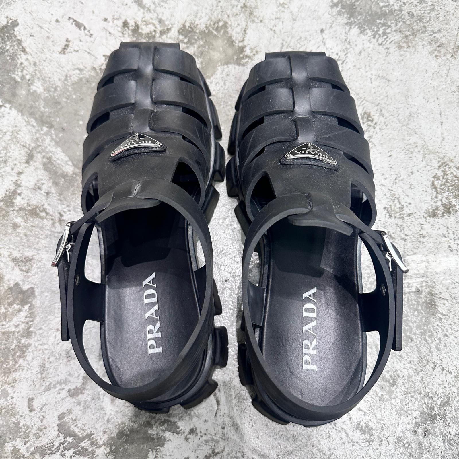 PRADA モノリス ラバーサンダル ブラック 28 ブラック プラダ モノリス ラバー サンダル | PRADA