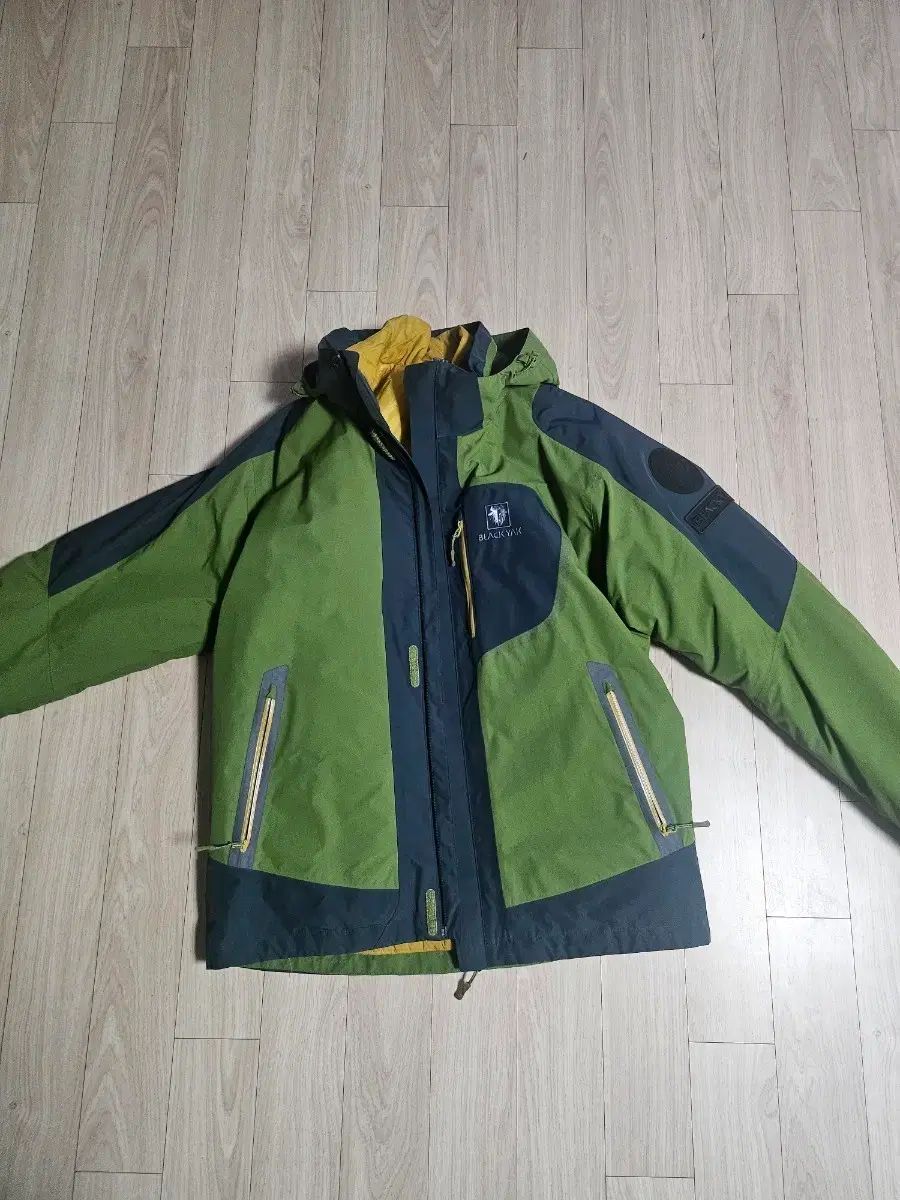 ブラックヤク グリーン カラー ウィンドブレーカー ジャケット GORE-TEX ゴアテックス 105