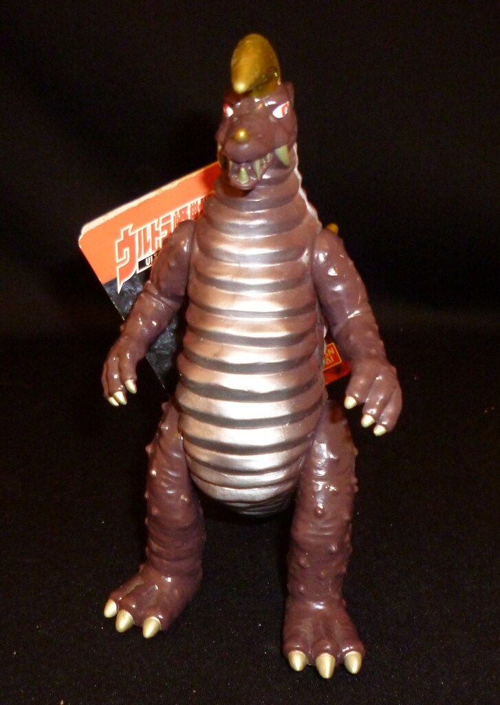 バンダイ ウルトラ怪獣シリーズ2000 ブラックキング タグ付 5 - メルカリ