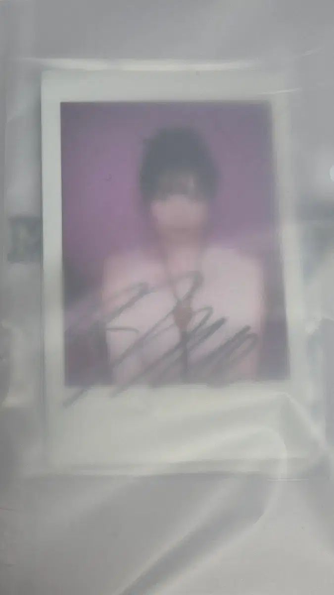 IZ ONEソロ チョ ユリ JO YURI もうさよなら 公開番組 サノク タートルネック サイン入りチェキ サイン入りポラロイド