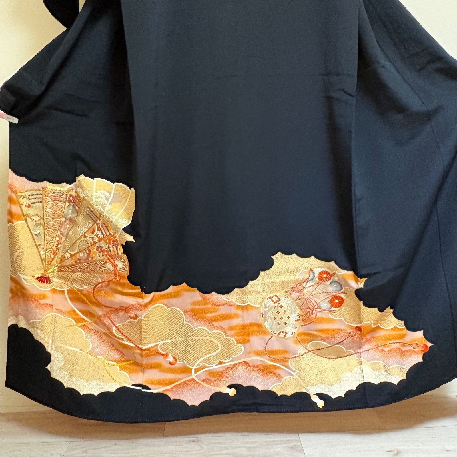 着物リメイク用 黒留袖8枚セット まとめ売り P-9 着物リメイク用 黒留袖8枚セット まとめ売り K-1 - メルカリ