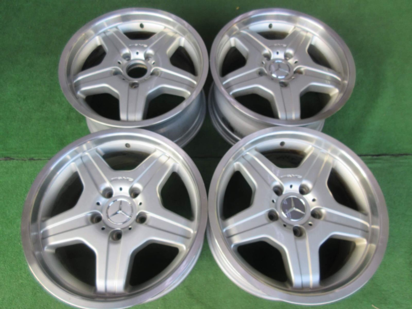 メルセデスベンツ GクラスＡＭＧ ホイール 9 5 J 18 H 130 50 お探しの方是非いかがですか