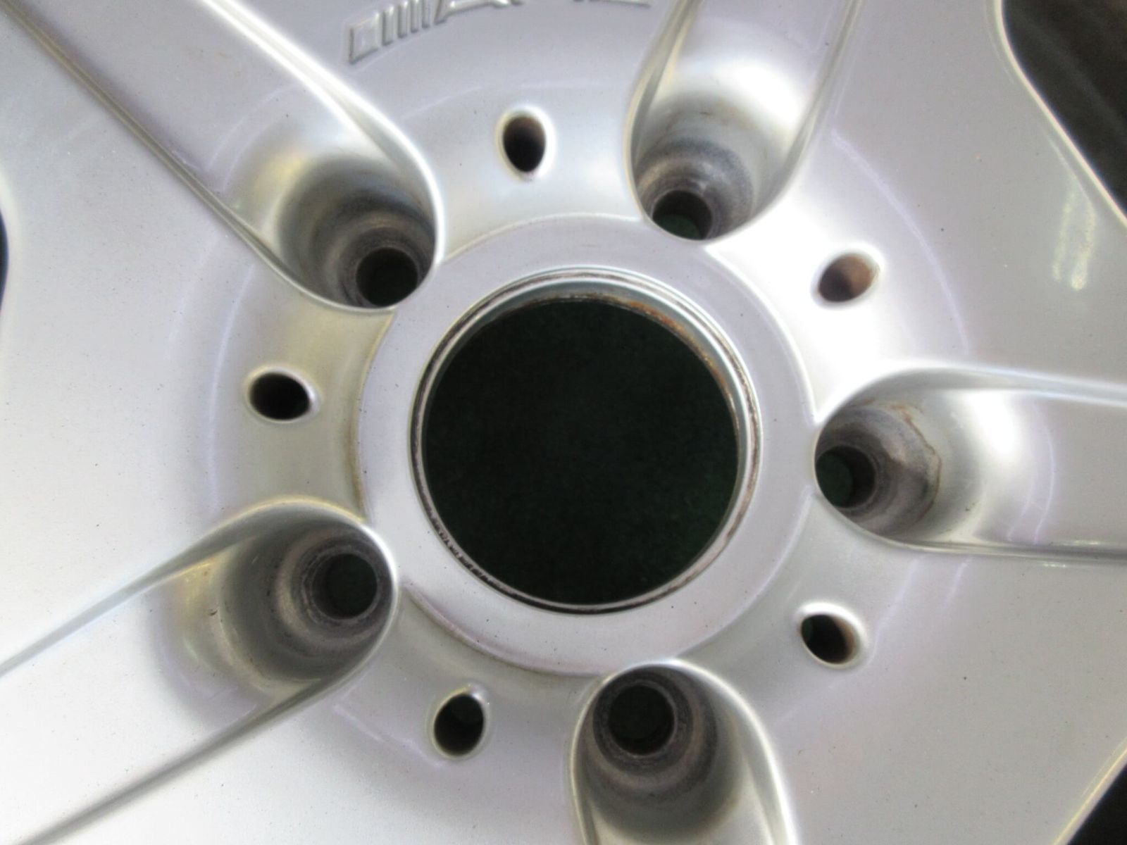  メルセデスベンツ GクラスＡＭＧ ホイール 9 5 J 18 H 130 50 お探しの方是非いかがですか 18インチ ホイール