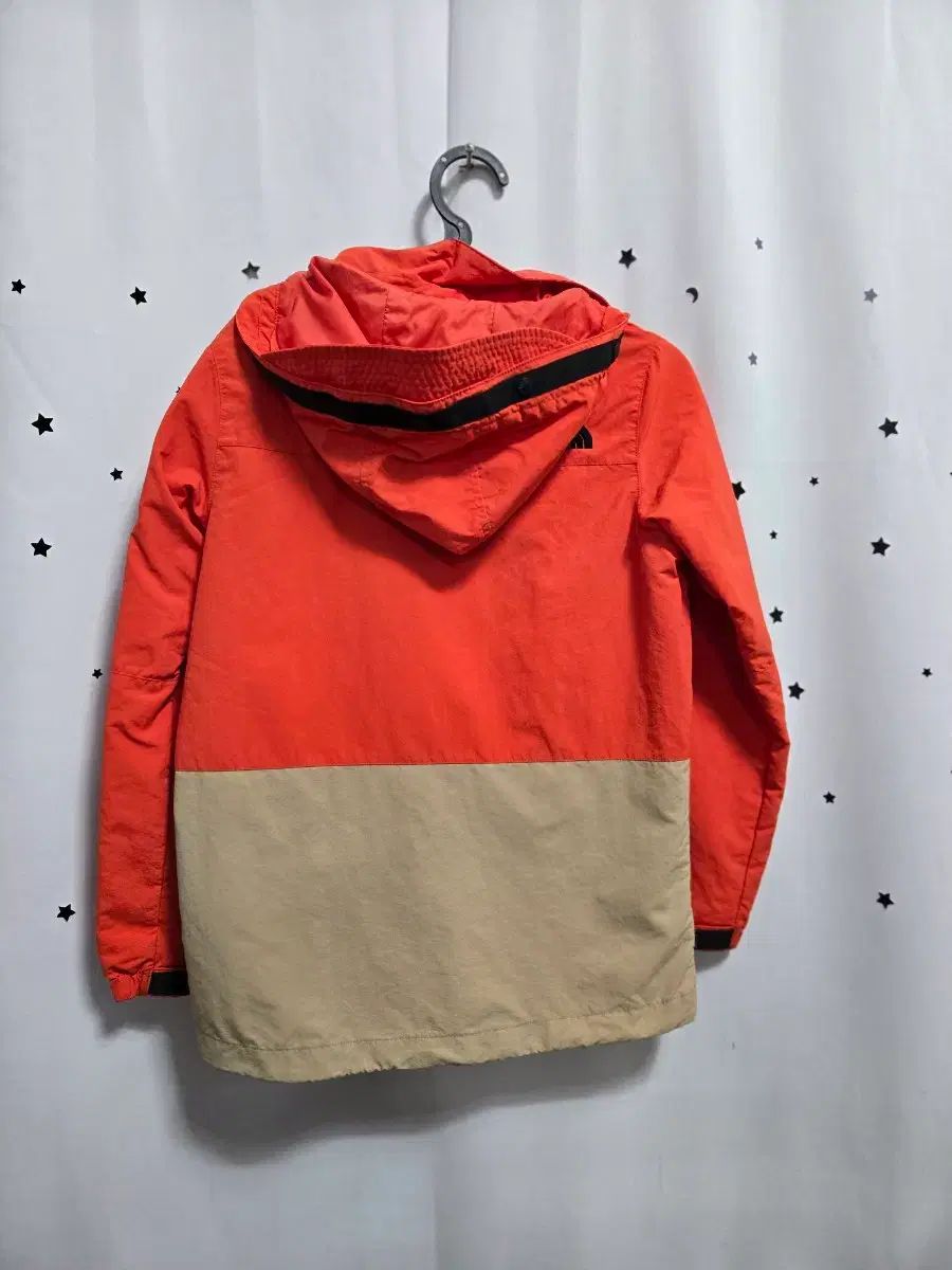 THE NORTH FACE ザノースフェイス キッズ オレンジ バイカラー ウィンドブレーカー ジャケット 150