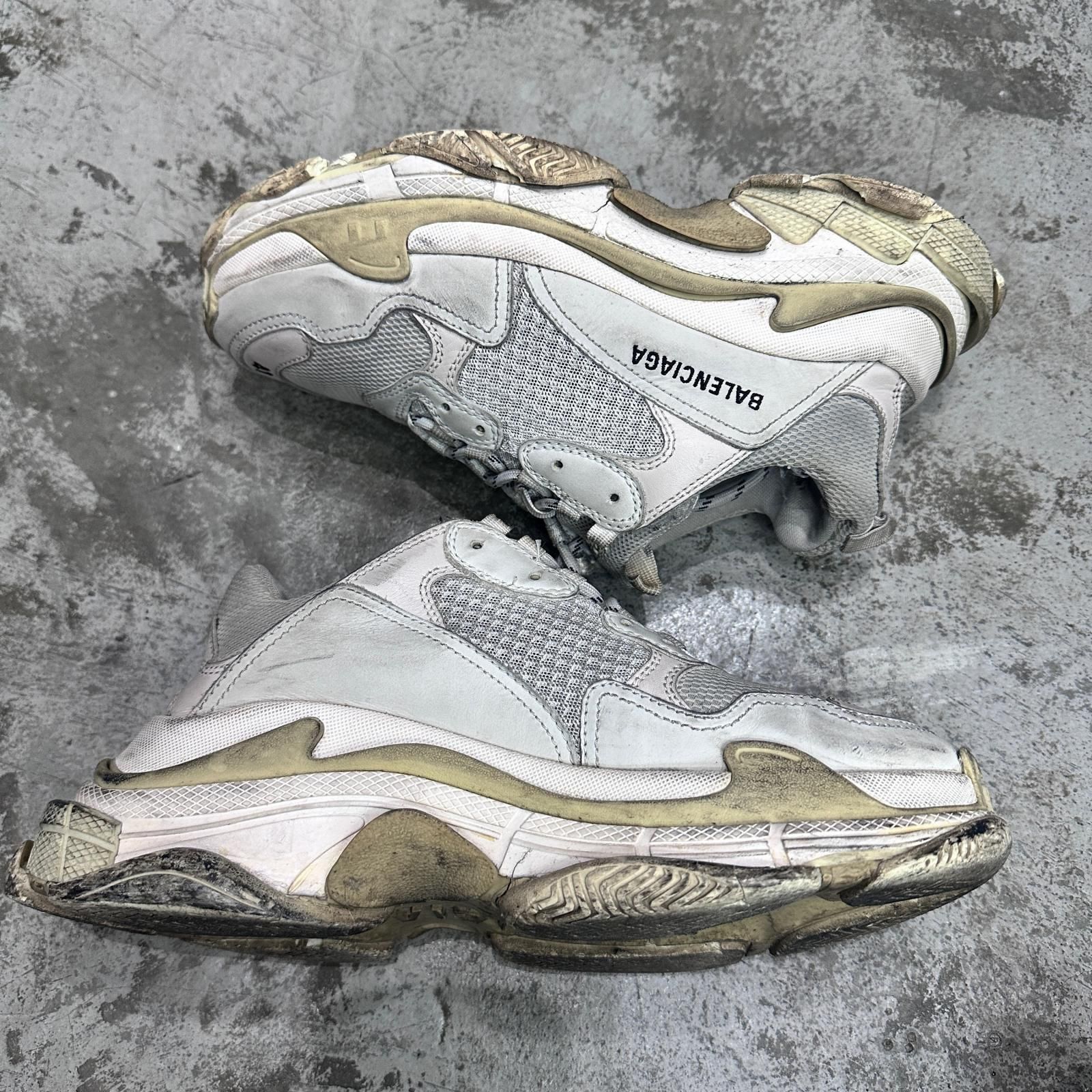 BALENCIAGA Triple S トリプルS ダット スニーカー バレンシアガ 