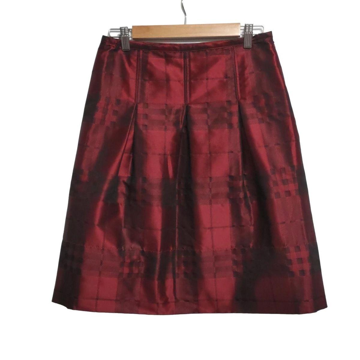 Burberry スカート　38サイズ Burberry LONDON(バーバリーロンドン) スカート サイズ38 L レディース