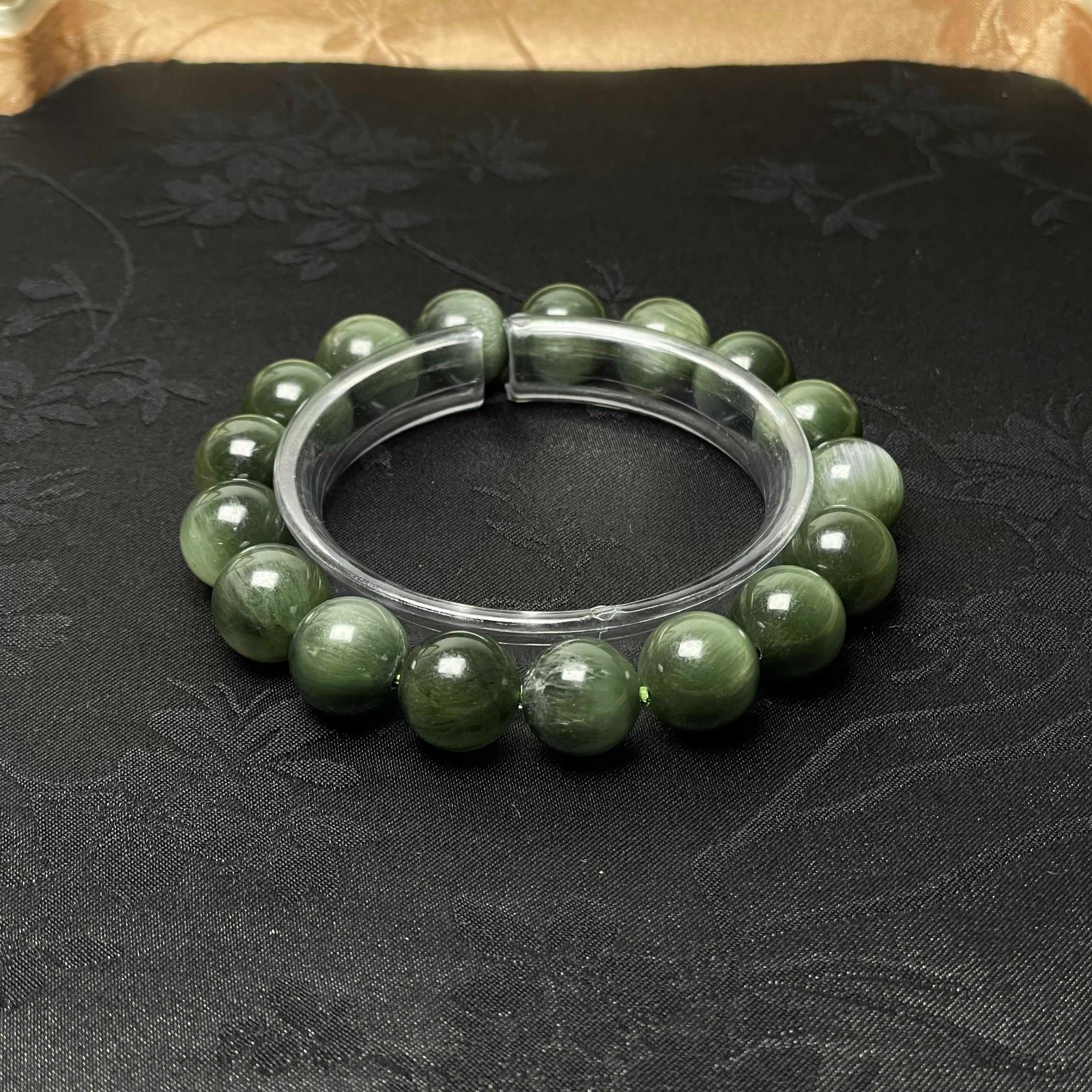 A猫目アクチノライト