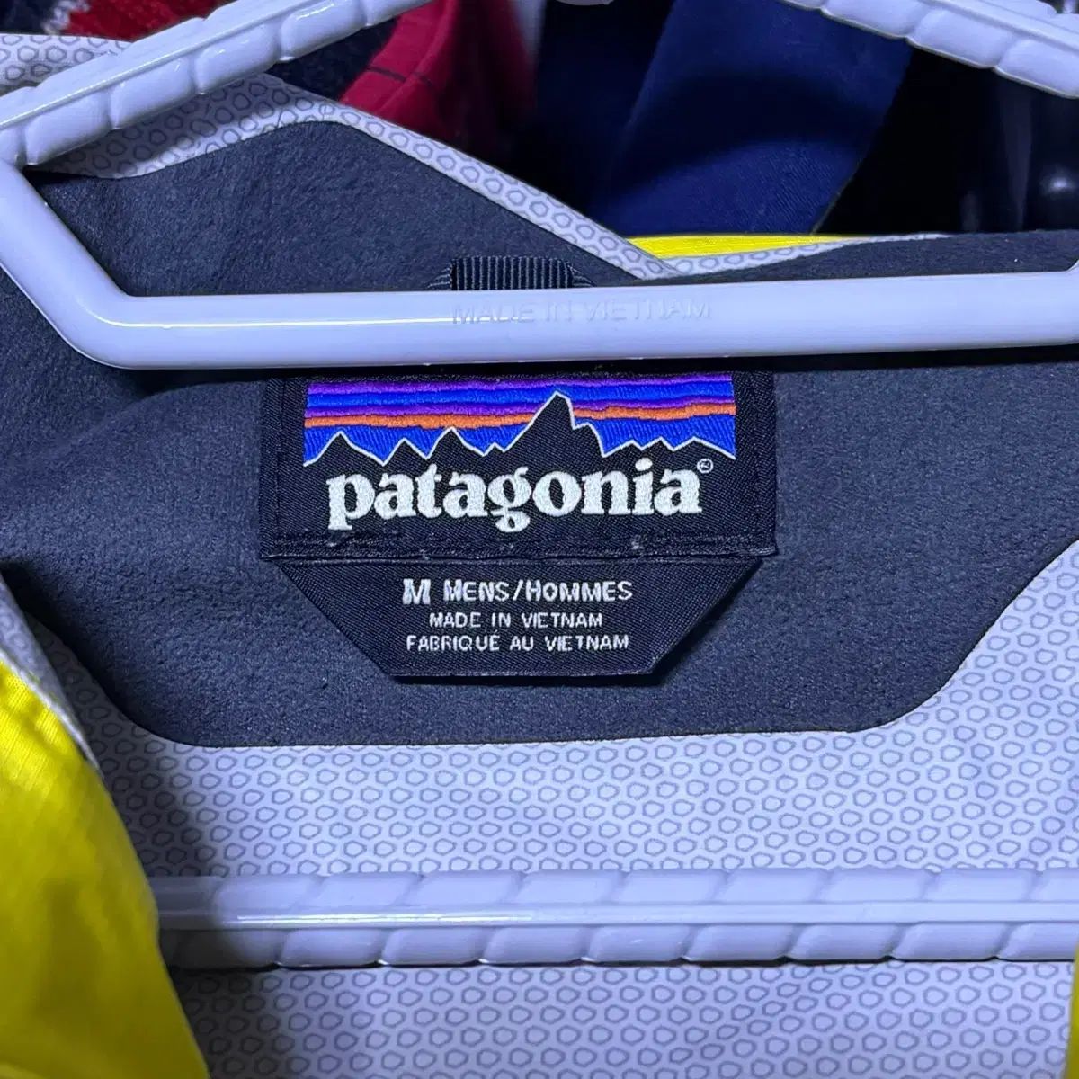 パタゴニア Anorak アノラック イエロー|ブラック ウィンドブレーカー M