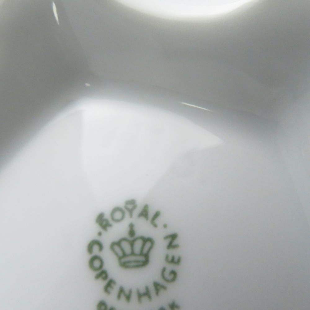 ティーポット 顔付き