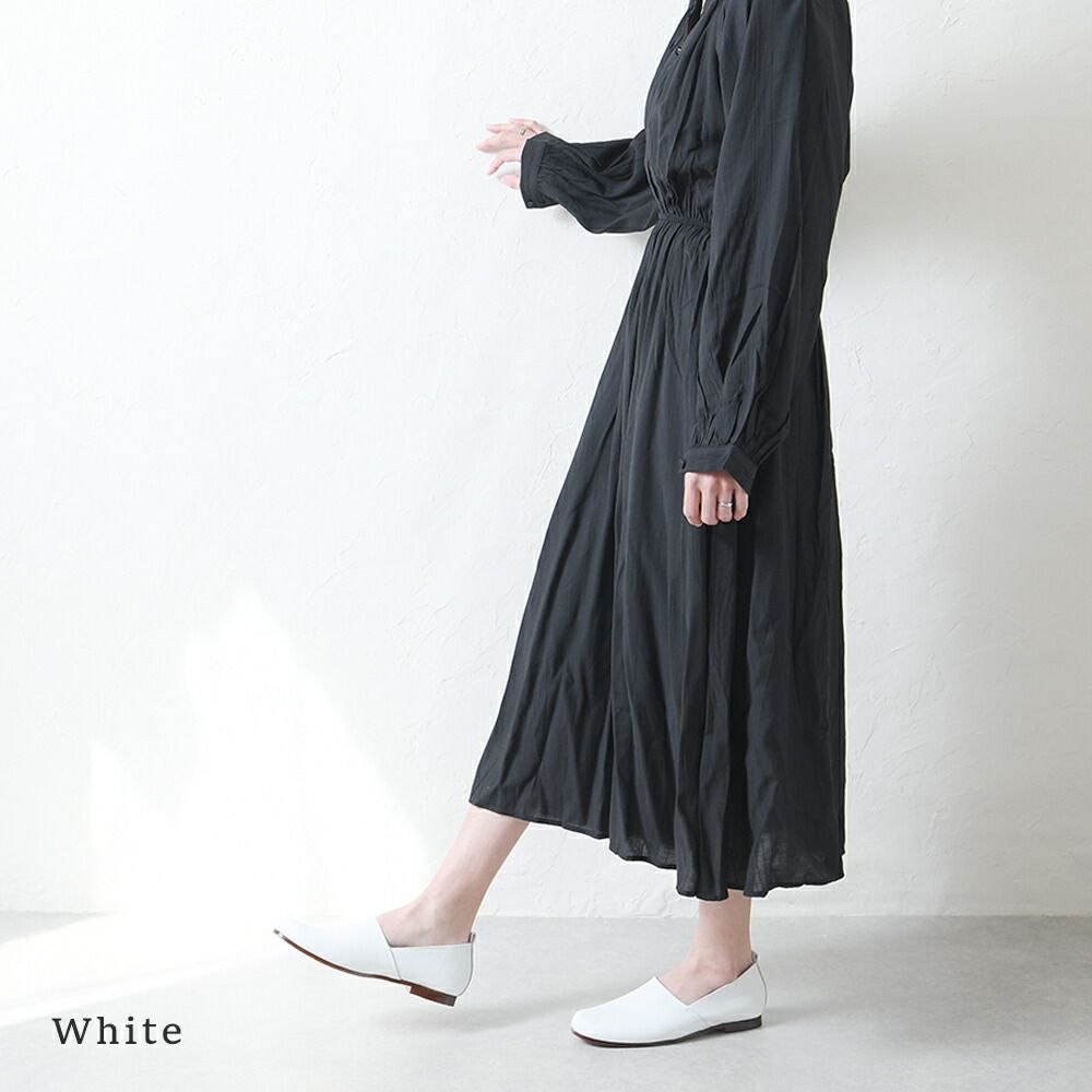 ホワイト パンプス