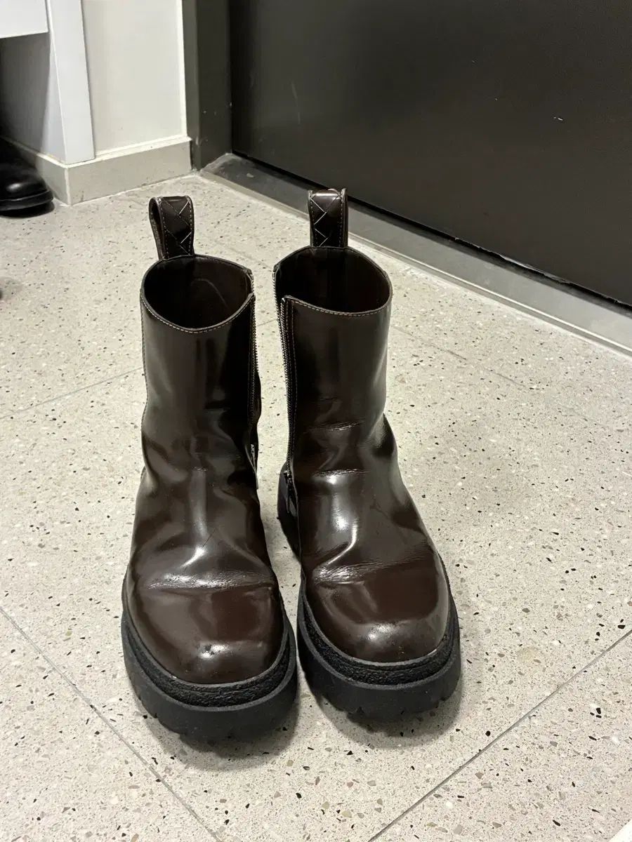 BOTTEGA VENETA ボッテガ ヴェネタ ブラウン ハイウェイズ ブーツ ボックスO 履歴 販売O
