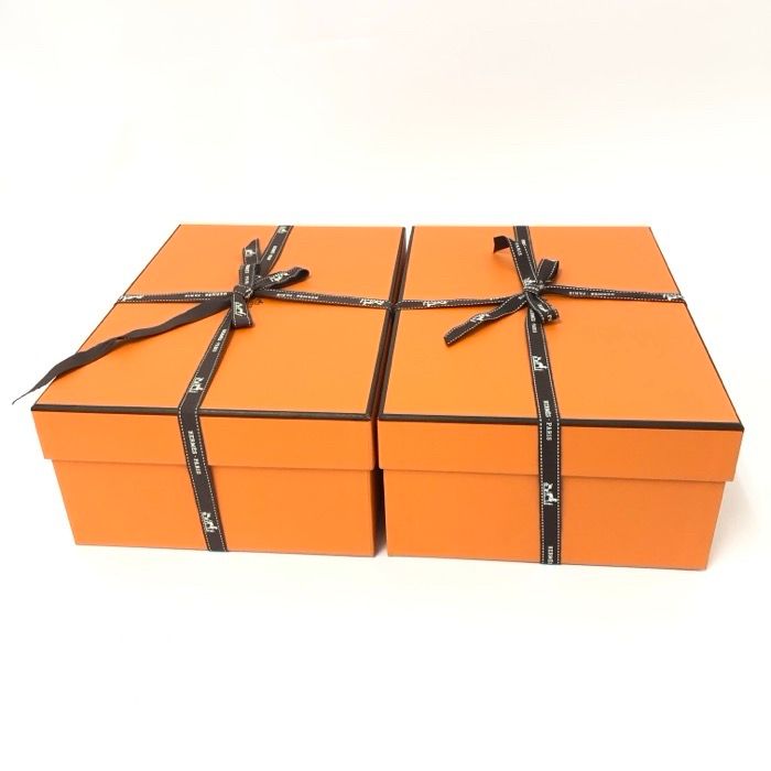 専用　エルメス　HERMES　箱のみ　リボン　ショッパー　空箱 HERMES エルメス 空箱 靴箱 シューズ袋(2足分) ショッパー リボン 各2