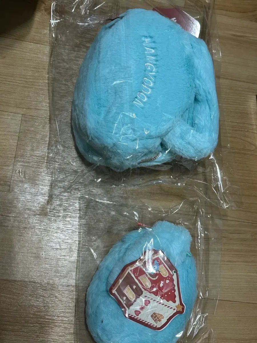 サンリオ ホリデー ハンギョドン ハンドバック ポーチ