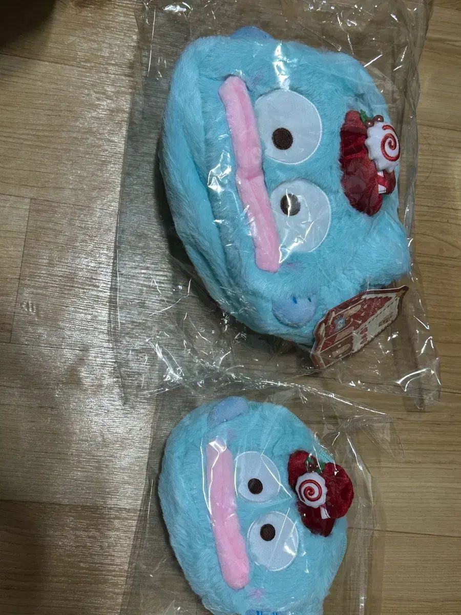 サンリオ ホリデー ハンギョドン ハンドバック ポーチ