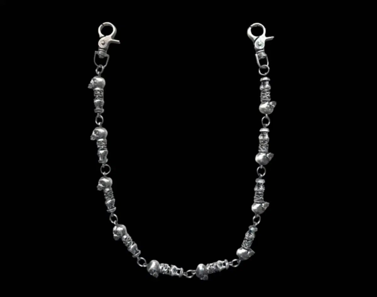 エモスタンクラブ Broken Skull 10リンクチェーン キーチェーン