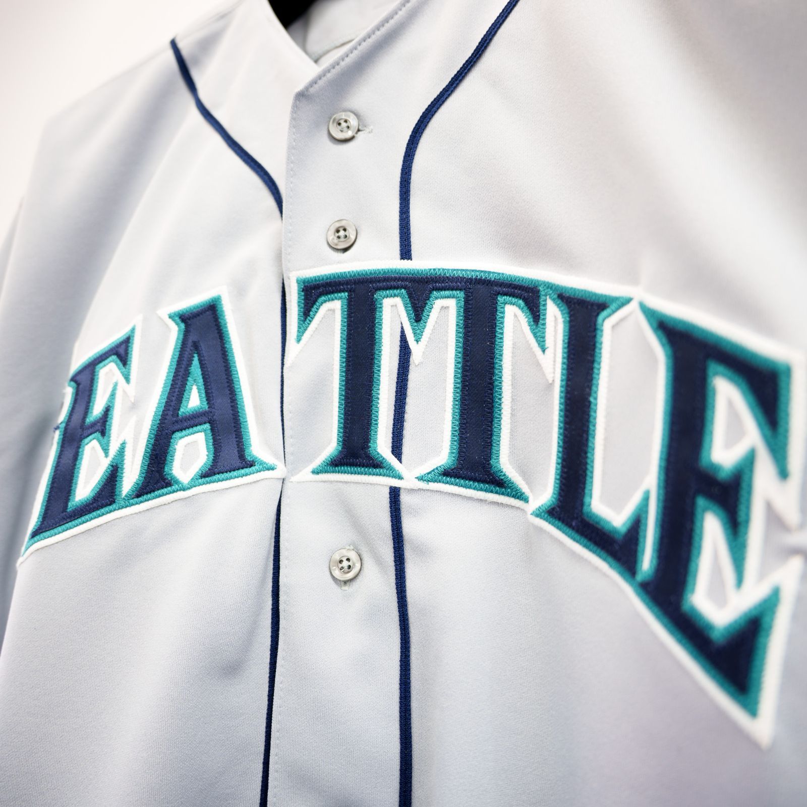 m001 (60) 未使用 シアトルマリナーズ ユニフォーム サイズ44 ラッセル