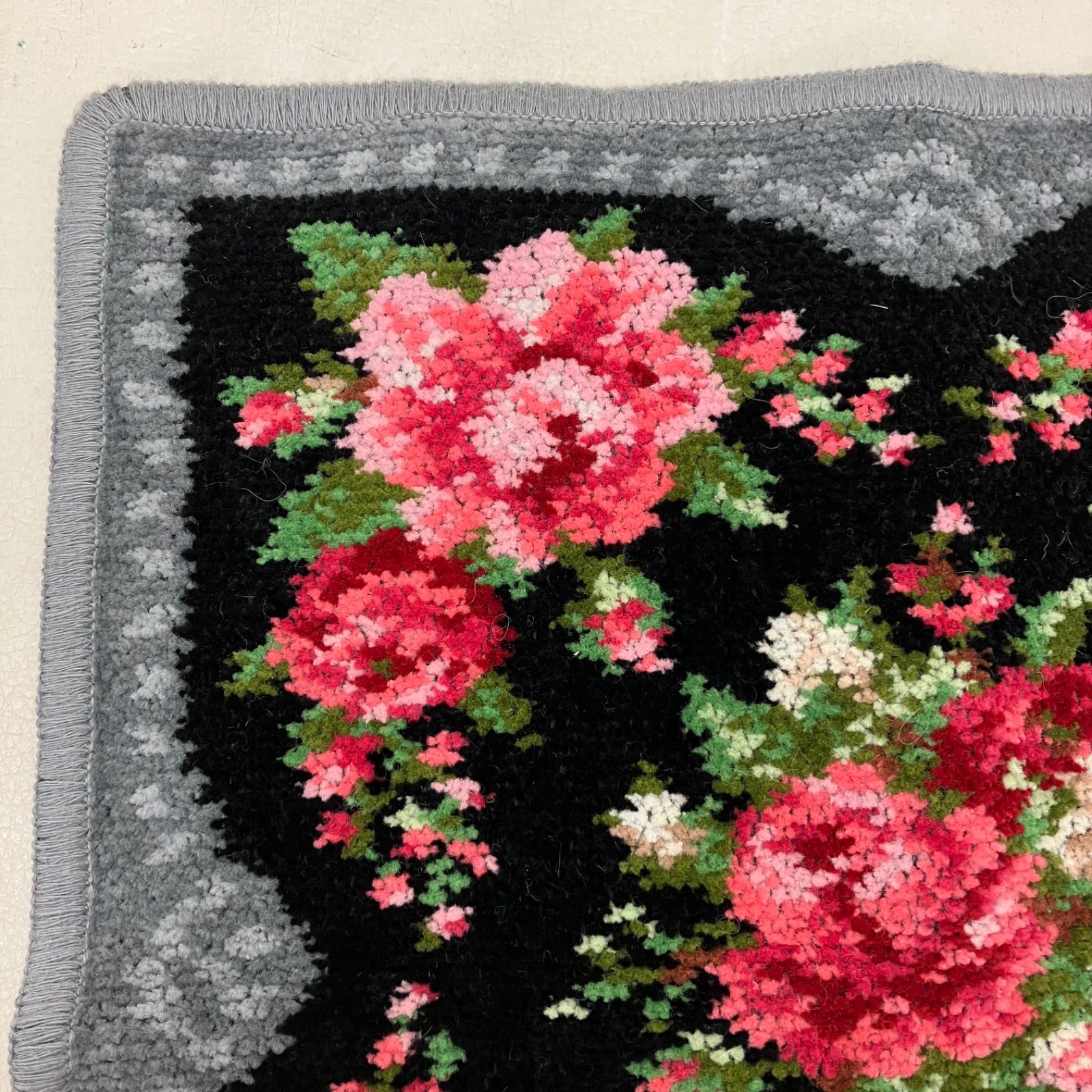 6926 FEILER フェイラー ハンカチ ブラック 黒 グレー ピンク 花柄