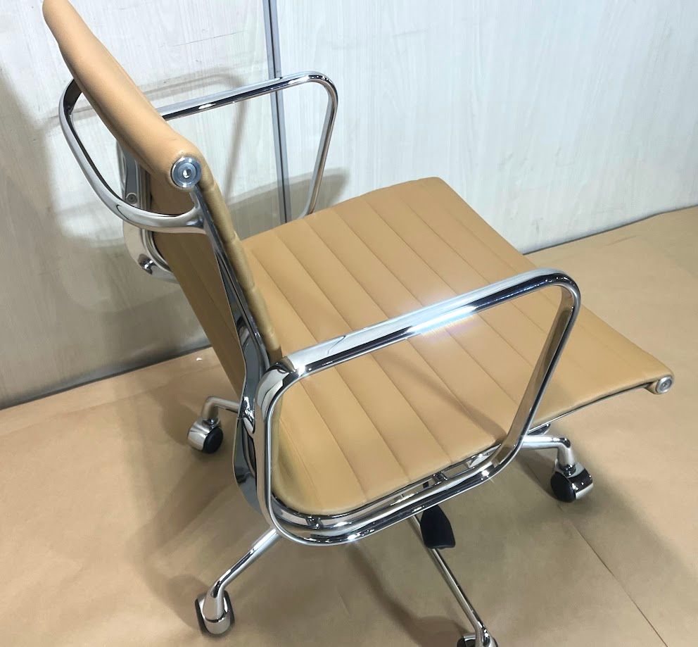 マネイジメント フラットチェア ライトブラウン K02002HLL1 ショップ