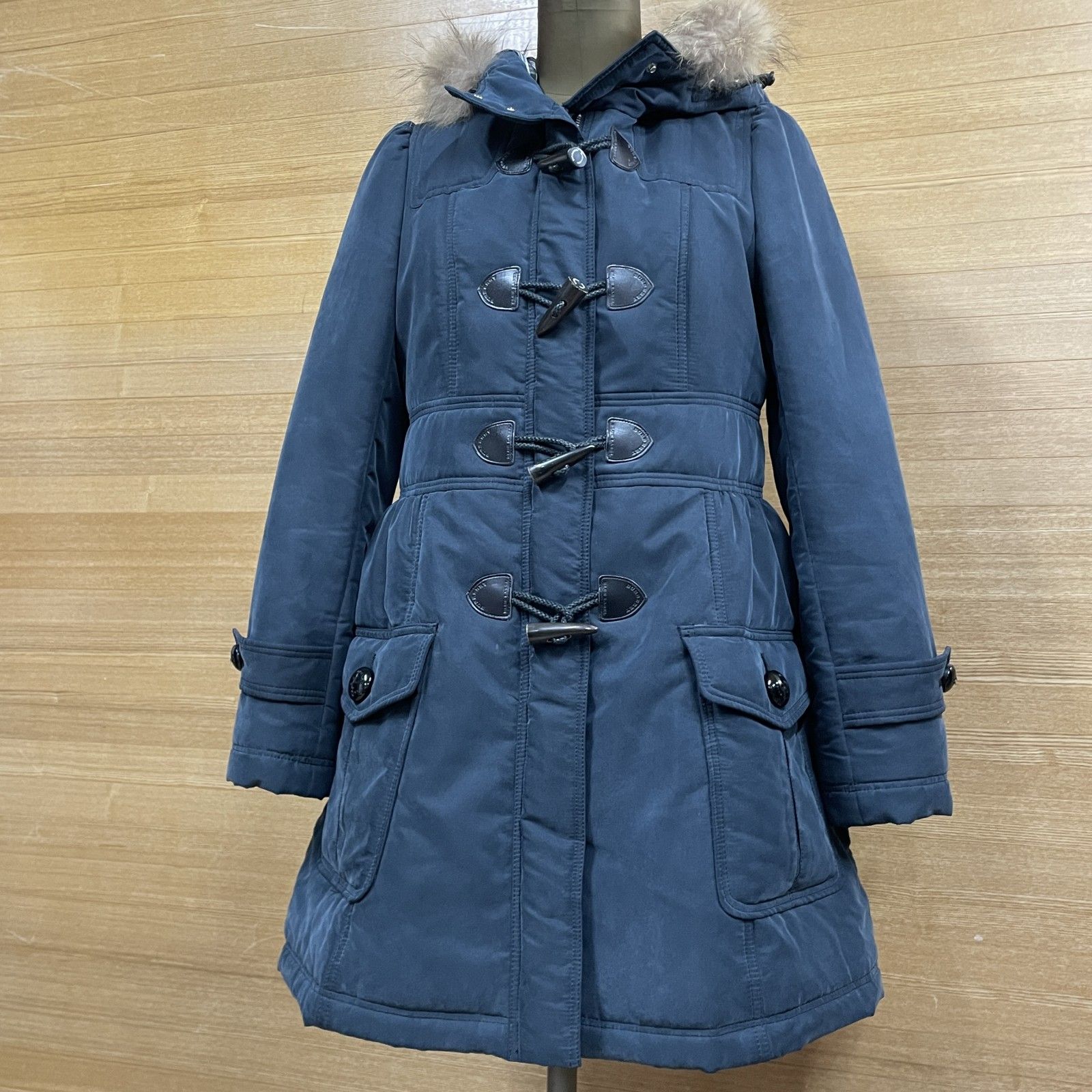 28 Burberry ブルーレーベル ラクーンファー ノバチェック 中綿