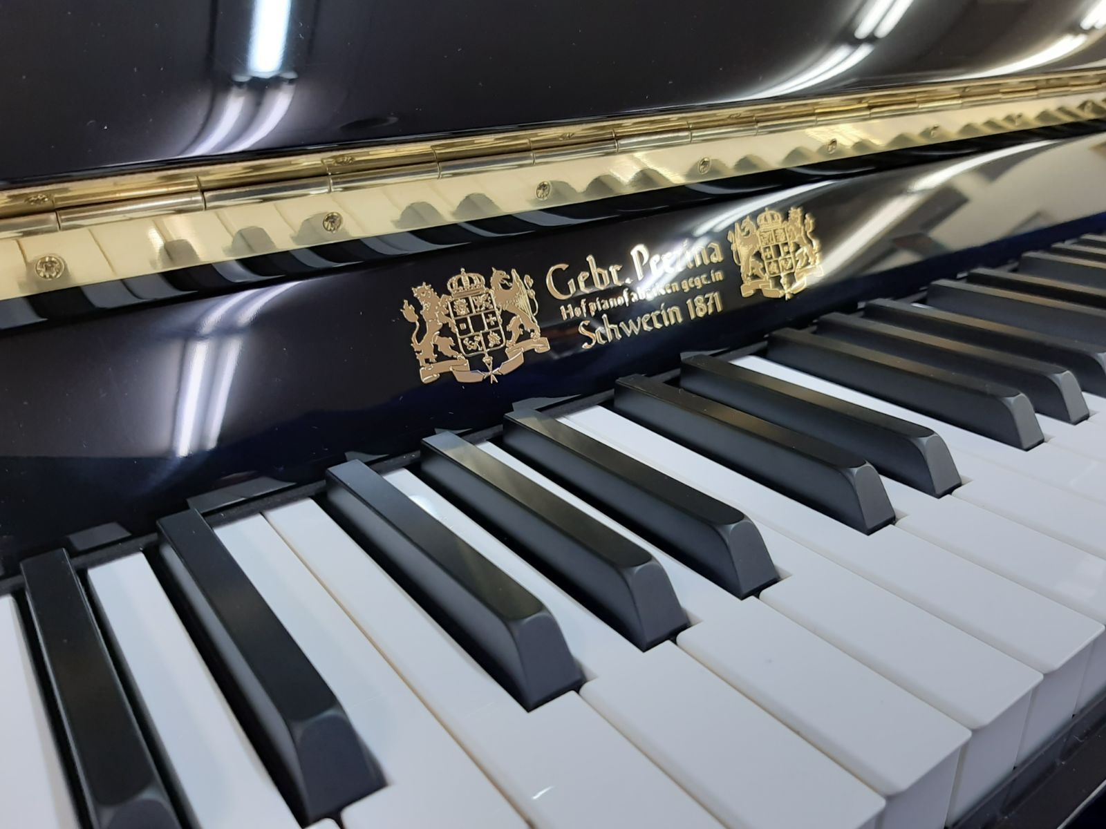 運送込み】【新品展示品】【5年保証付】Gebr.Perzina GBS122BB-Z 