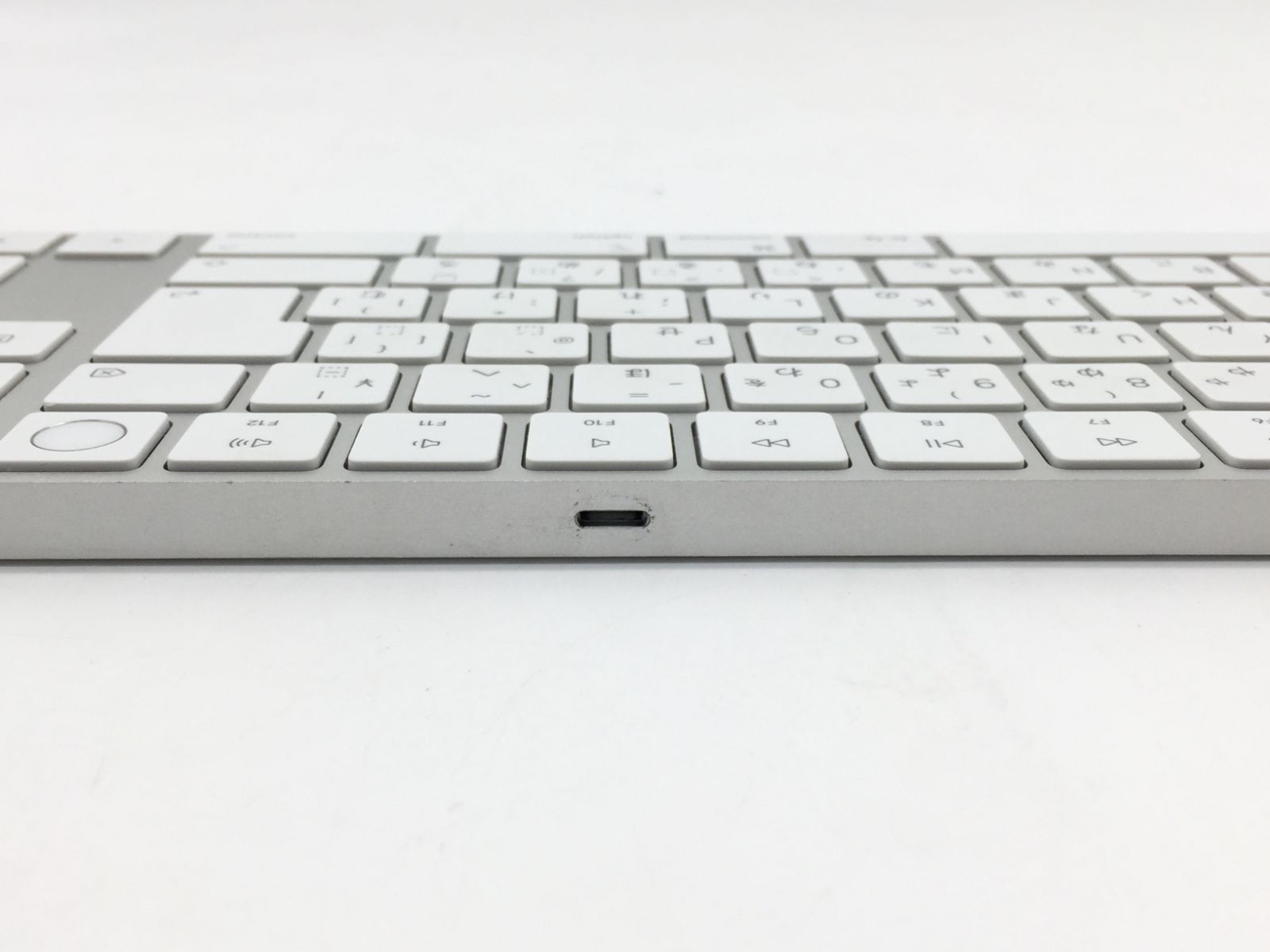 Apple Touch ID搭載 Magic Keyboard A2520 テンキー付き 日本語 動作品