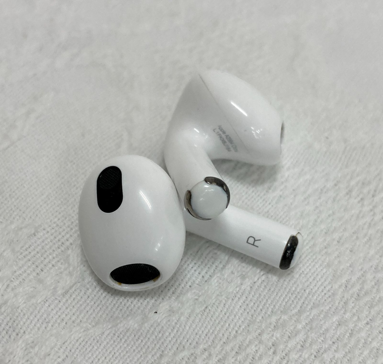 〇Apple AirPods エアポッズ 第3世代 A2565/A2564/A2566 アップル