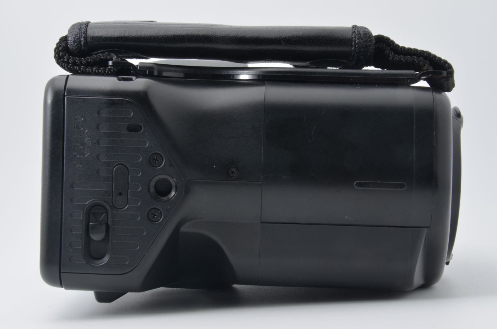 4 コンパクトカメラ