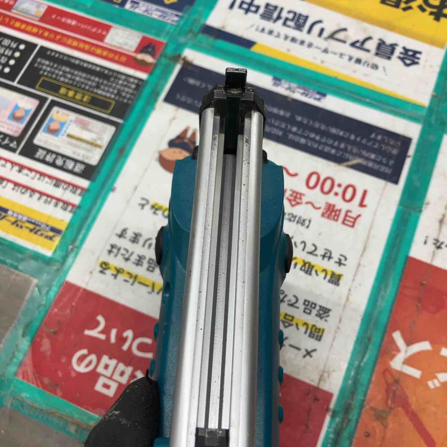 コードレスタッカー