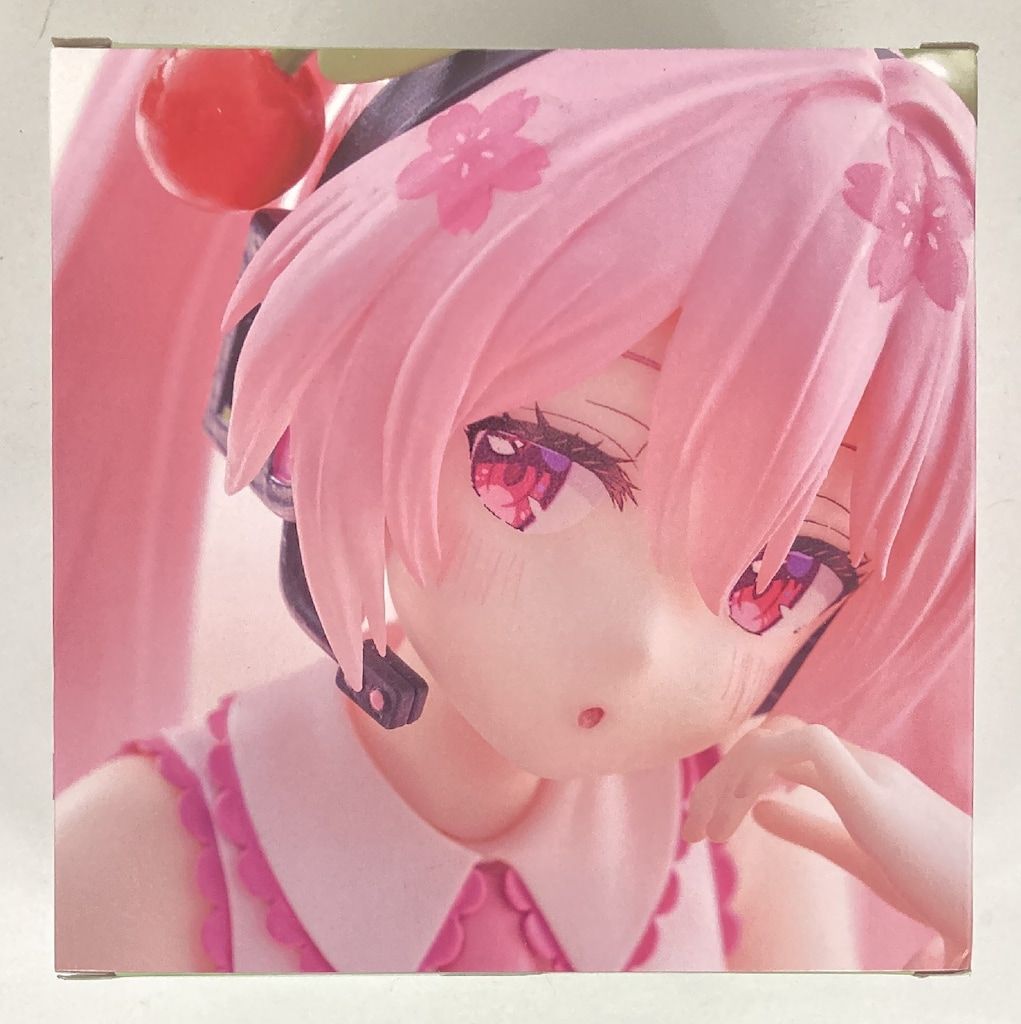 タイトー Desktop Cute フィギュア 桜ミク さくらんぼクッションVer