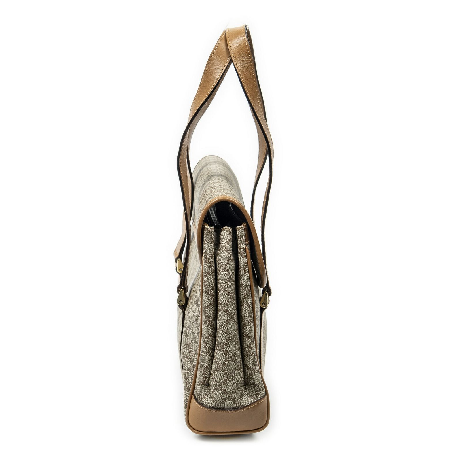 スクエア フラップ