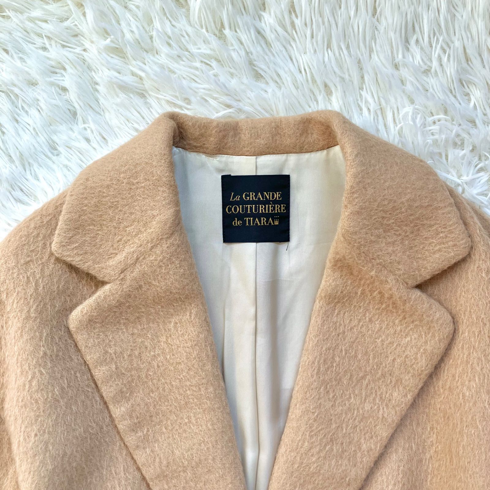 La GRANDE COUTURIÈRE de TIARA アルパカブレンドのシャギーコート