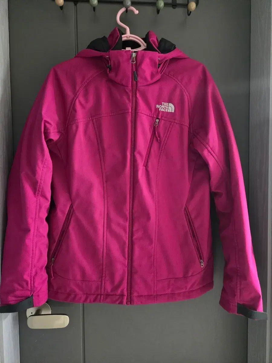 THE NORTH FACE ザノースフェイス レディース フード キルティング ウィンドブレーカー ジャケット M 66 状態良し