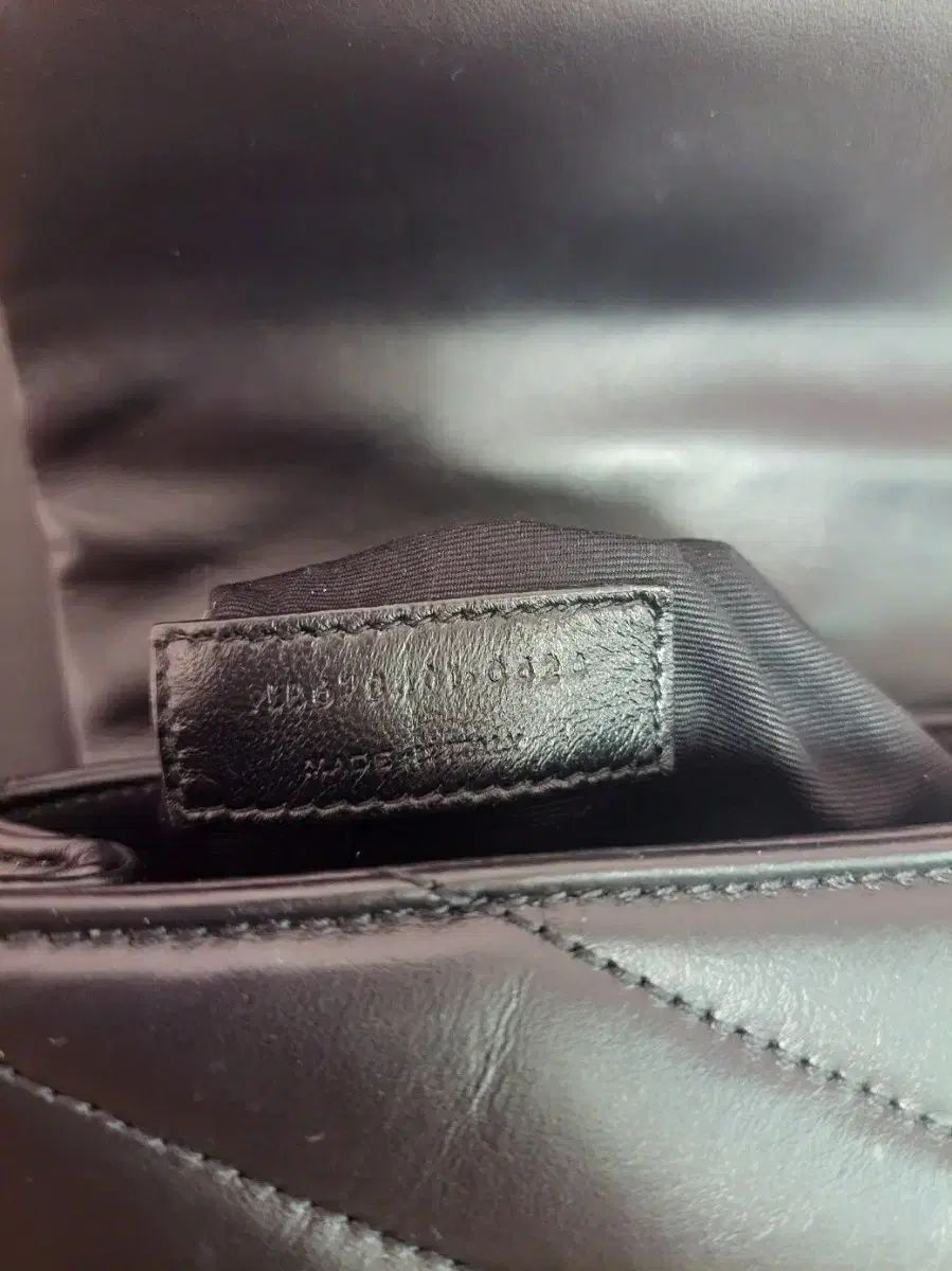 状態良し Saint Laurent サンローラン YVES イヴ マトラッセ シルバー ルル トゥーバッグ ブラック バッグ クロスバック