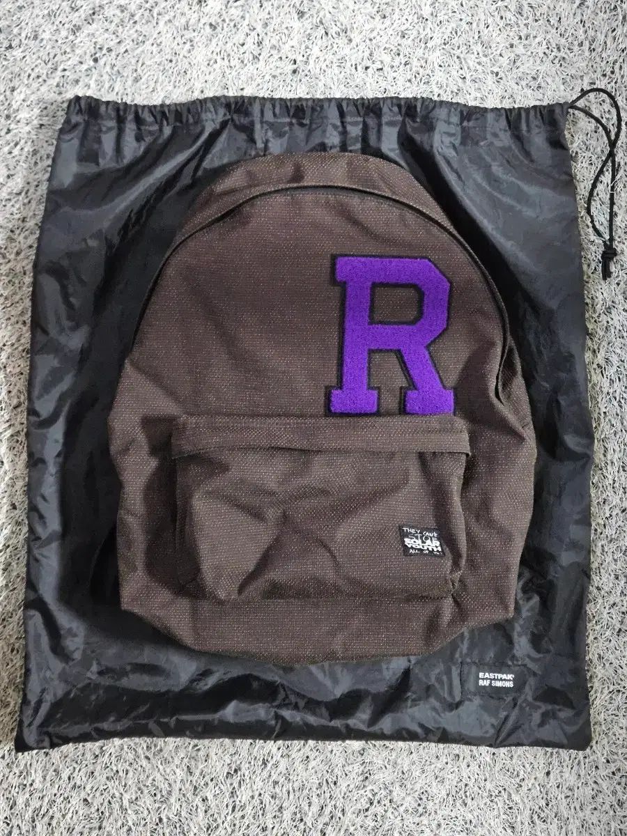 RAF SIMONS ラフ シモンズ EASTPAK イーストパック Rロゴ チェーン バックパック