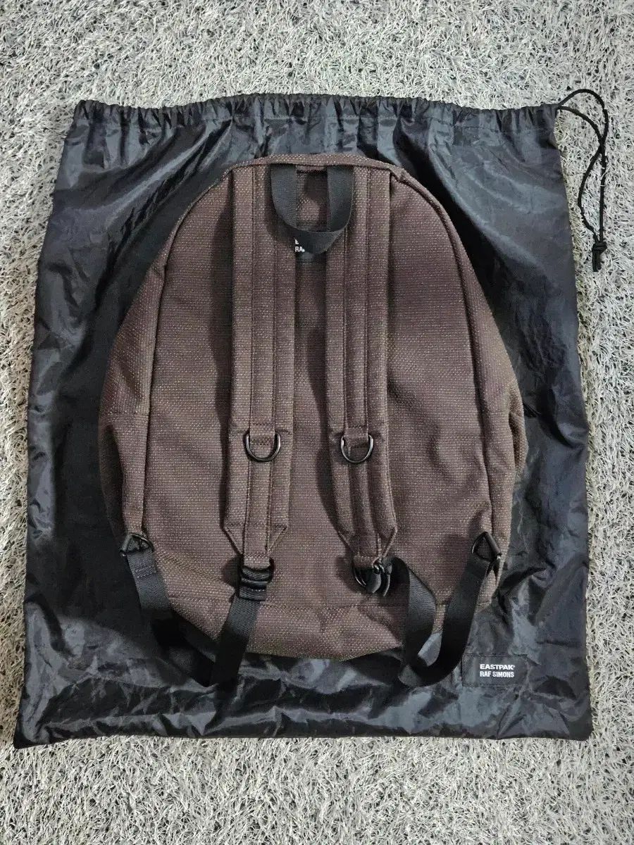 RAF SIMONS ラフ シモンズ EASTPAK イーストパック Rロゴ チェーン バックパック