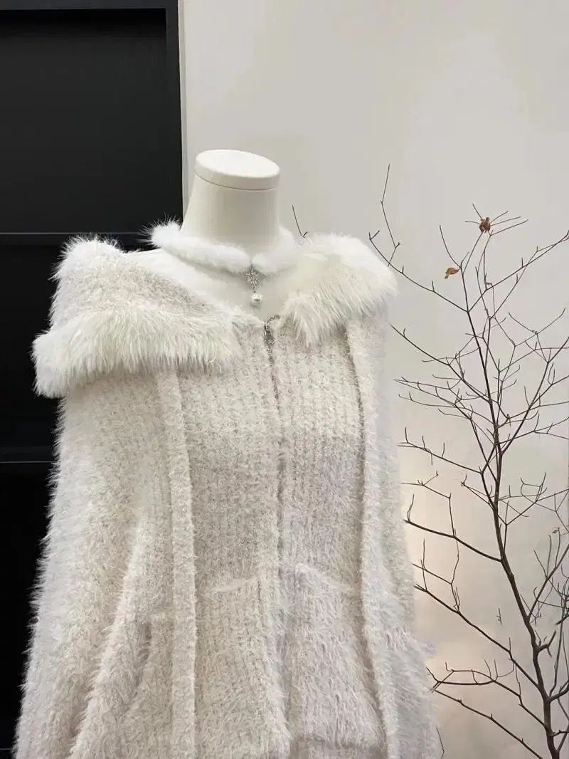 予約 シンプル フーディー ホワイト ファー ニット カーディガン