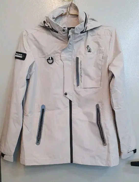 HAZZYS へジス ゴルフ WHO フード ウィンドブレーカー ジャケット 収納ボックス ハン