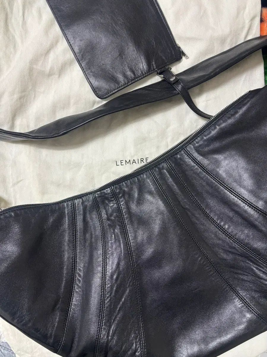 LEMAIRE ルメール 범백 ラージ ブラック ジェニ バッグ