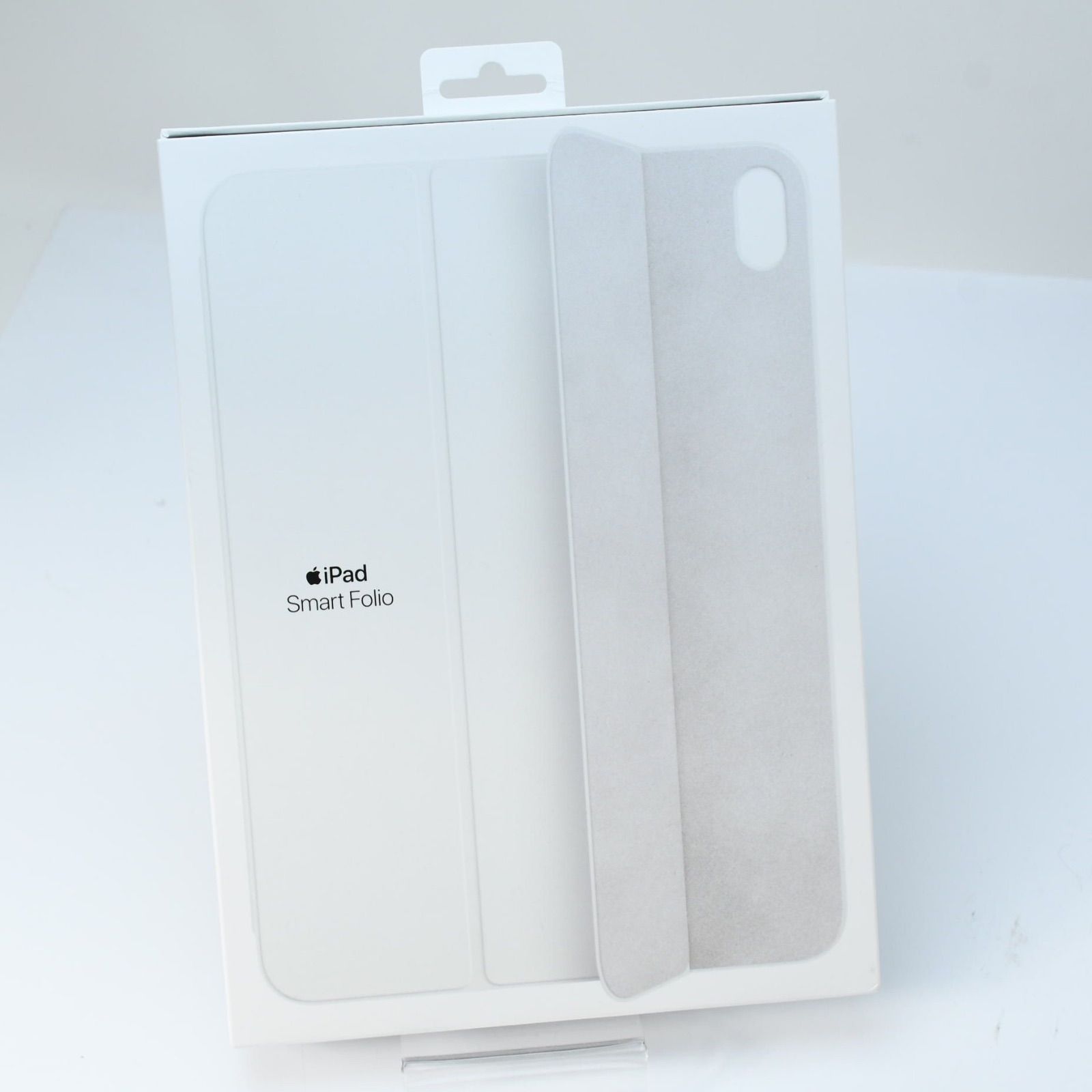 iPad(第10世代)用 Smart Folio ホワイト MQDQ3FE／A - メルカリ