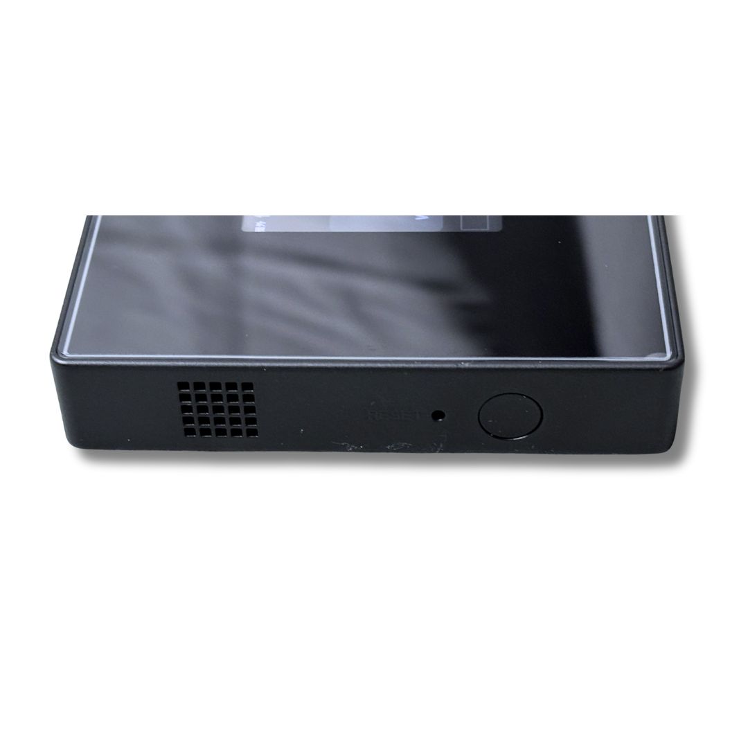 SIMフリー モバイルルーター