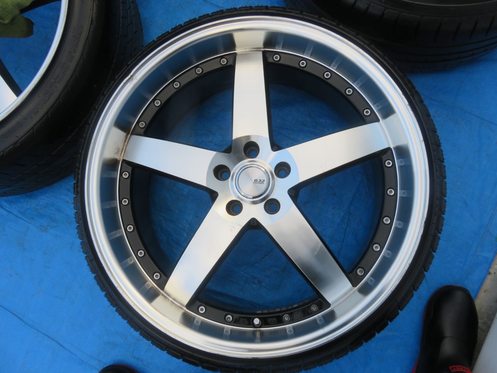 ☆SFC3944/ロクサーニ グラスターファイブ 21インチ 21×9J +38 5穴