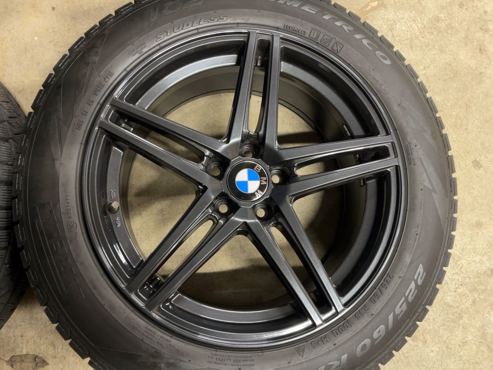 BMW X 3 G 01 4 02 社外品 ピレリ 冬 18インチ 4本セット