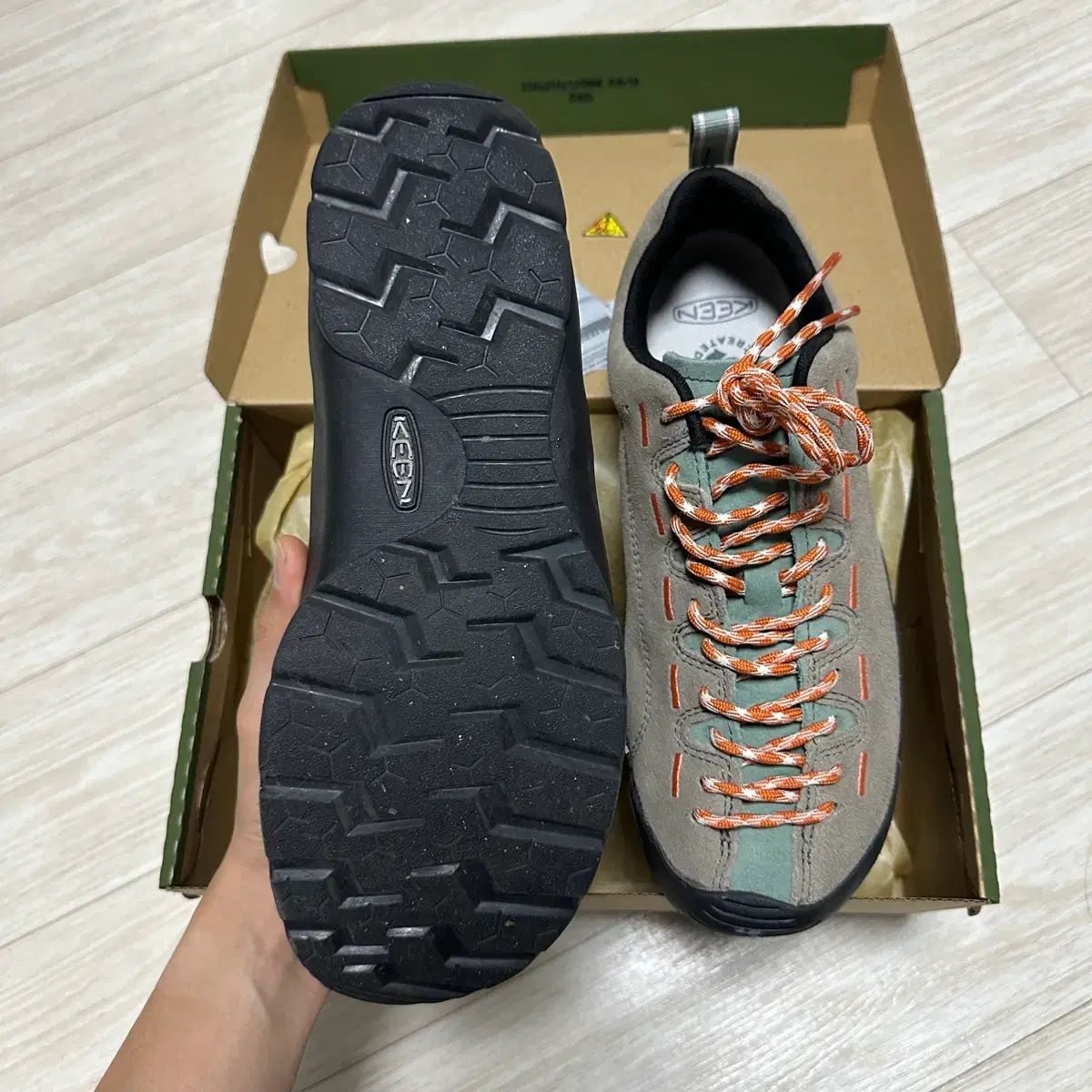 30分着用 キーン KEEN ジャスパー M ブリンドル リリー パッド 270