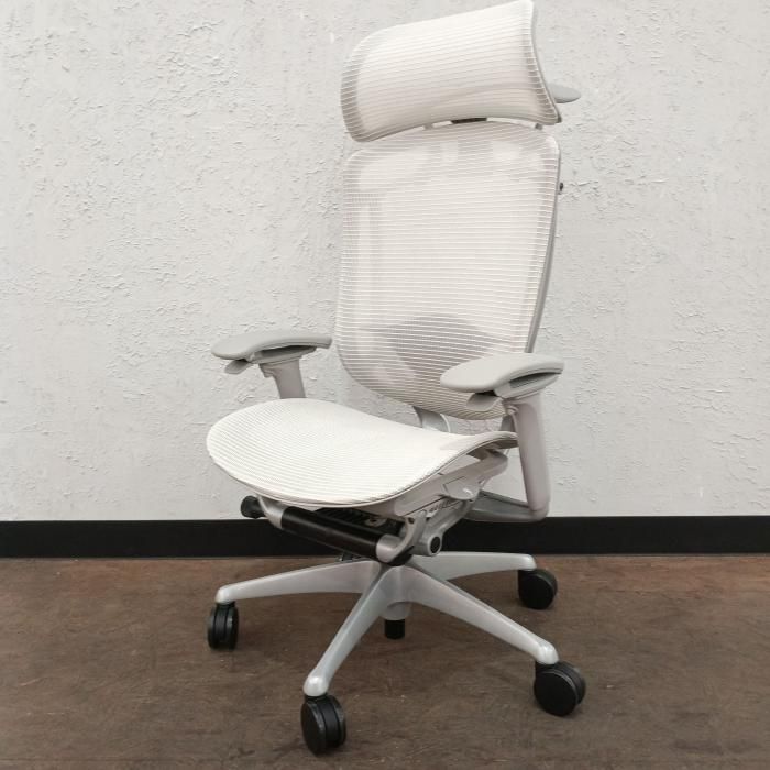 オカムラ オフィスチェア 肘あり コンテッサセコンダ CC86GE-FPG2 2025年製 ホワイト 大型固定ヘッドレスト チェア イス 椅子 中古